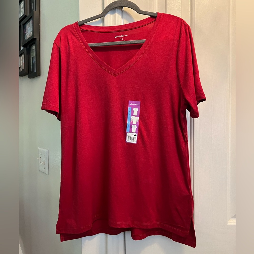 Eddie Bauer Women’s V-neck Top - size L